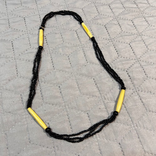 Necklace black with beige details like new