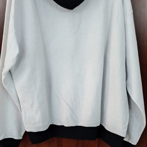 Pull & Bear California hoodie like new, size large, white and black