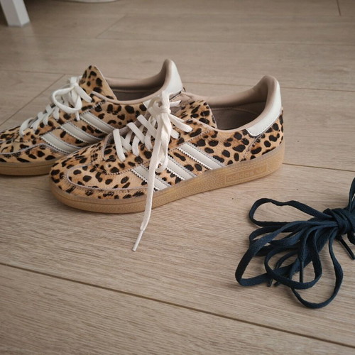 Adidas Leopard Athletic Shoes new, size 37, black and beige
