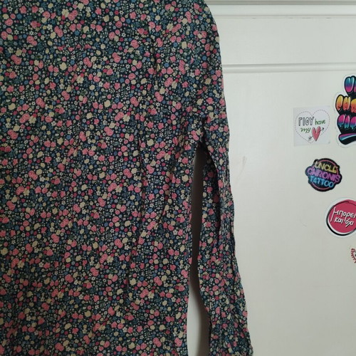 Benetton floral shirt like new, 100% cotton, size S