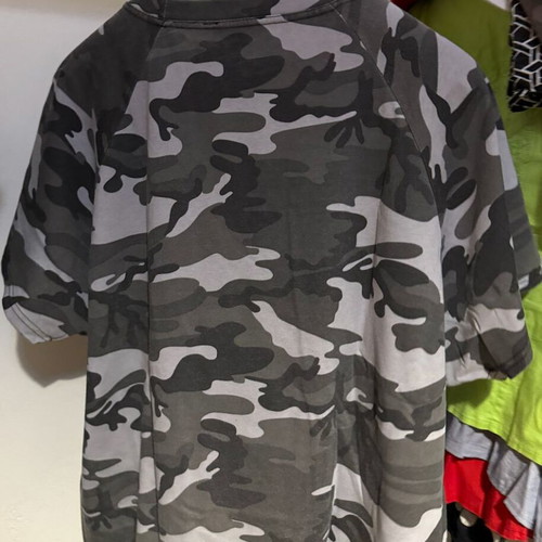 Platinum Bodies Vintage Grey Camo Bodybuilding T-Shirt used, size L