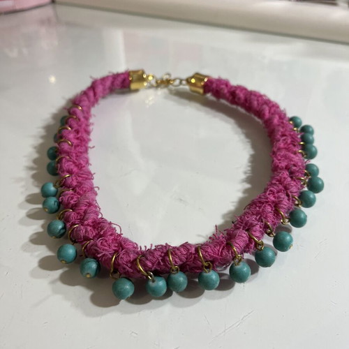 Handmade necklace like new, pink and green
