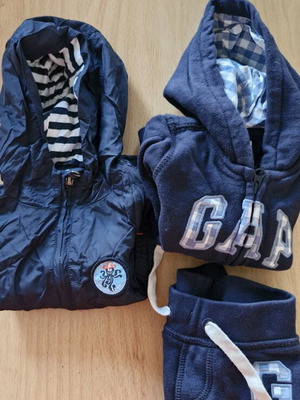 GAP set 3–6 months like new with windbreaker jacket
