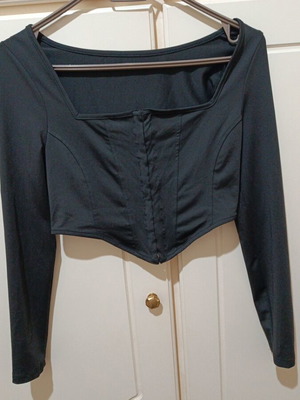 Shein black corset crop top with long sleeves, new, size S