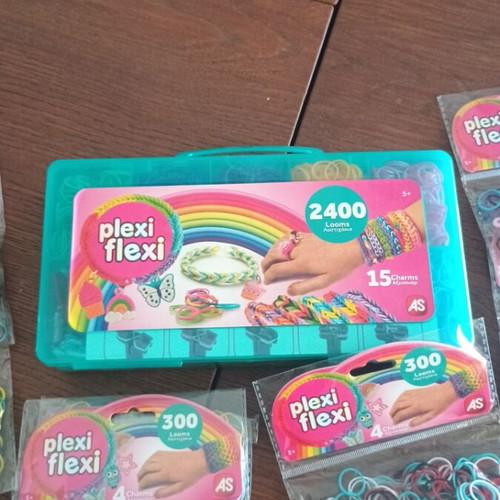 Flexi Plexi toy set new, 7 bags, 1 box