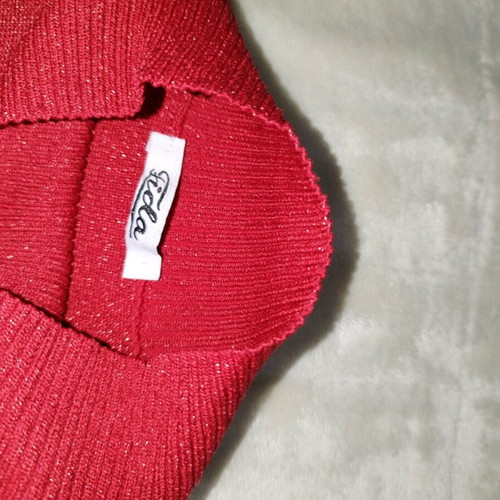Red sweater new with shine and elasticity