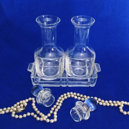 RCR lead crystal Italy oil and vinegar set like new