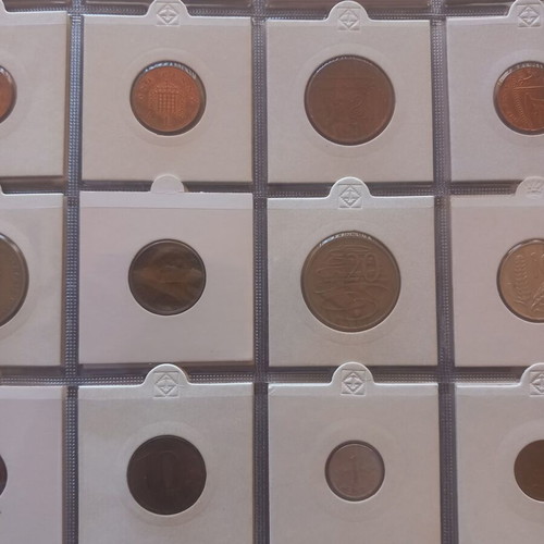 World coin lot used, 100 different coins in soft album