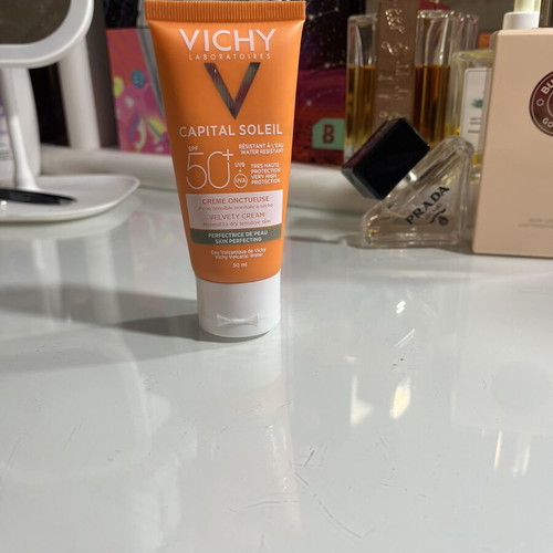Vichy facial sunscreen like new