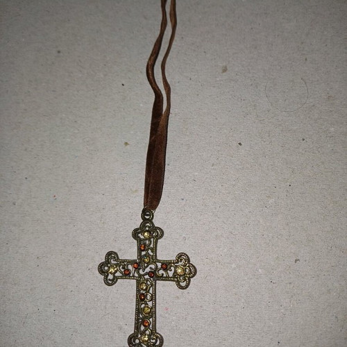 Cross used, very beautiful and unique