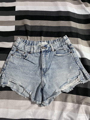 Zara kids' denim shorts size 10, blue