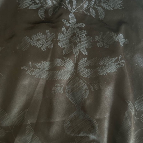 Black satin top Pink Woman like new with embroidered patterns backless
