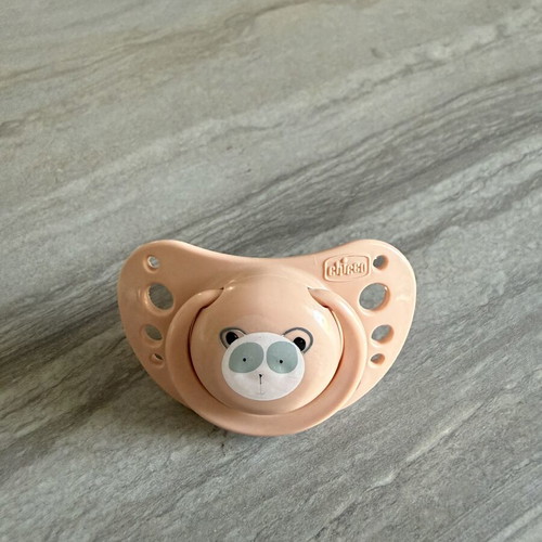 Chicco silicone pacifier used, 0-6 months