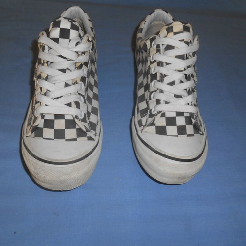 Vans sneakers used, checkerboard pattern, size 38.5, black and white