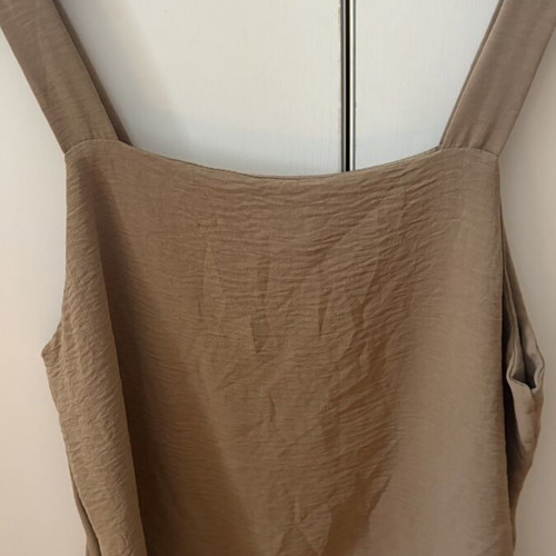 Sleeveless blouse one size, new, beige and brown