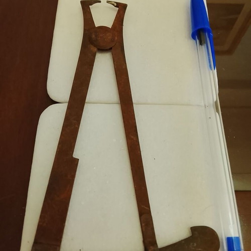 Antique Divider with Built-in Scale used