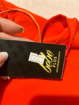 Red blouse new, size S