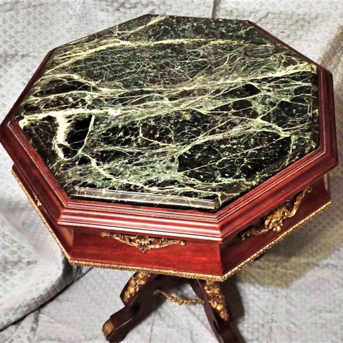 Classic hexagonal table like new with black marble and bronze decorations