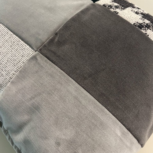 Decorative pillow 40 x 45 cm patchwork with suede and linen cotton, new