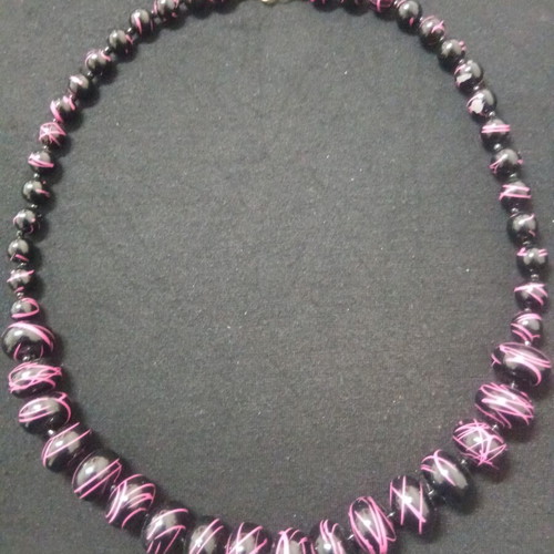 Women's necklace, black and pink, 62 cm, like new