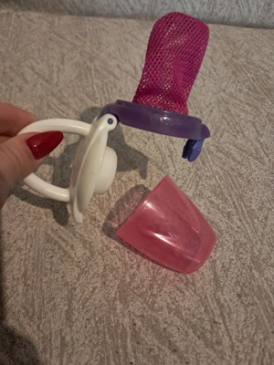 Chicco and Munchkin pacifiers new, set of 2+1