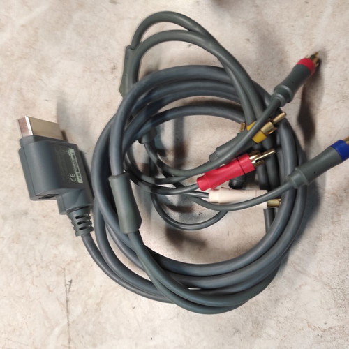 Authentic Xbox 360 video cable like new