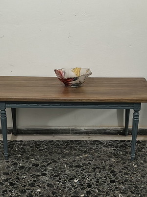 Τραπεζάκι σαλονιού μεταχειρισμένο 112x45x48 εκ.