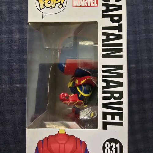 Funko Pop Captain Marvel like new #831
