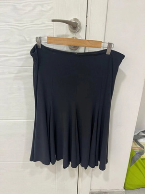 Joseph Ribkoff skirt used, size UK14 US12, dark grey