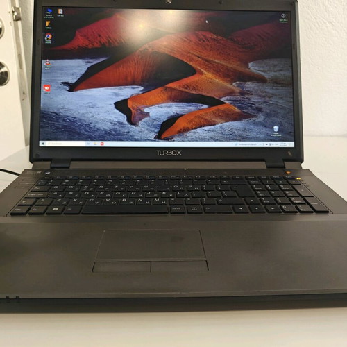 TurboX gaming laptop like new, Intel Core i7, 19 inch, 32GB RAM, 1TB SSD