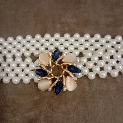 Elastic belt with pearls and adjustable size, new