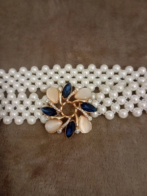 Elastic belt with pearls and adjustable size, new