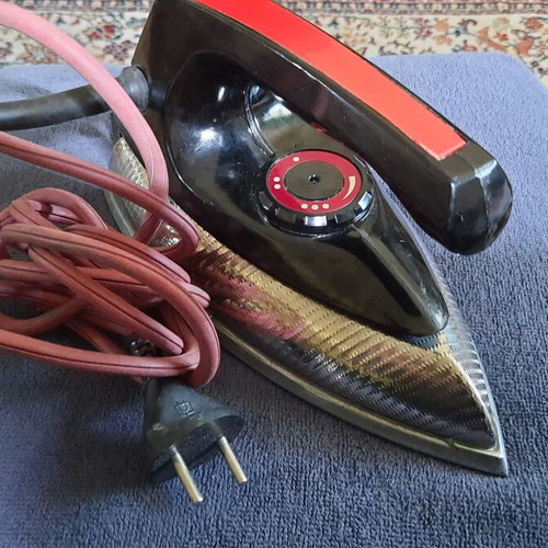 Vintage Soviet Electric Iron UT1000-1.2 used with adapter