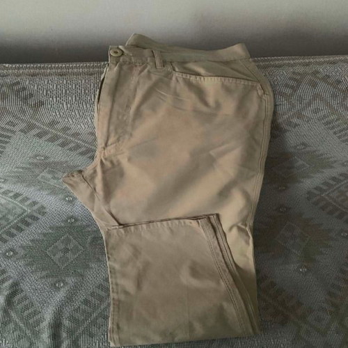 Red Rock men's cargo pants size L beige like new