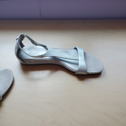 Unisa silver women's sandals size 40 used, genuine leather