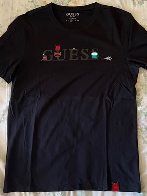 Guess T-shirt αφόρετο Medium Slim fit μαύρο