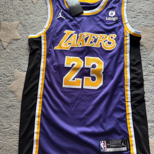 Nba tshirt new