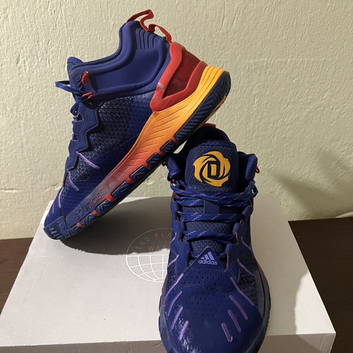 Adidas D.O.N. Issue basketball shoes size 42