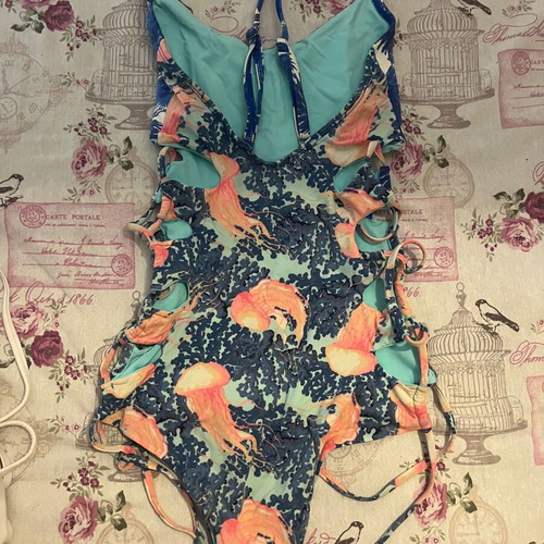 Maaji Reversible Swimsuit like new with Side Ties, Size S