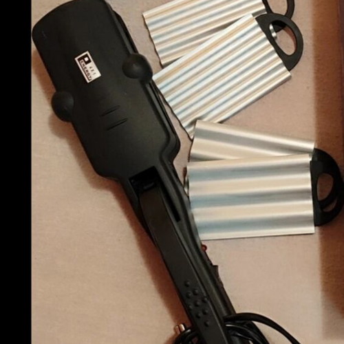 Energy 4x1 Professional Hair Straightener with 4 Interchangeable Plates, new