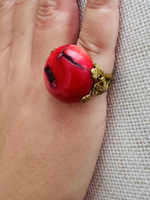 Silver 925 ring with authentic coral, vintage handmade no 55