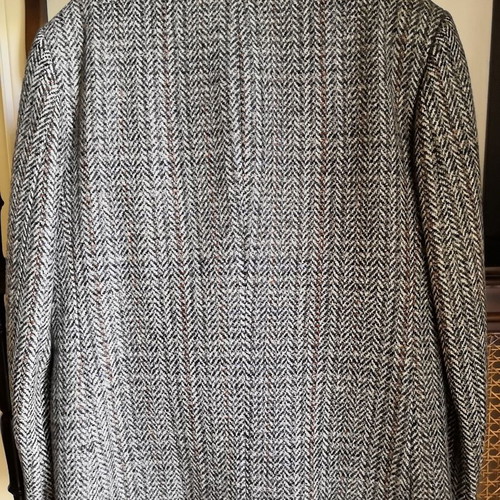 Kynoch Keith Scotland men's wool herringbone jacket, size 52