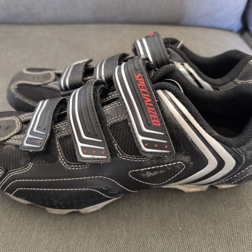 Specialized SPD cycling shoes size 44 used, leather