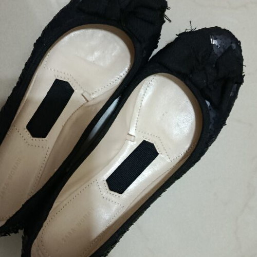 Zara Women black sequin ballerina flats with bow, size 37