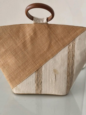 Raffia tote bag Astrup new, beige and brown, wooden handles