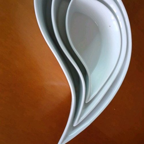 Bowls for various uses like new, set of 3 pieces