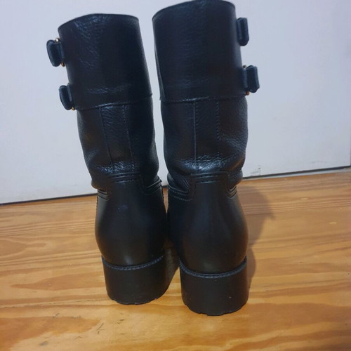 Feng Shoe black boots like new, leather and galoshes, size 38