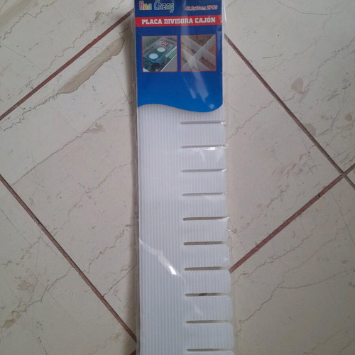 Organization divider like new, closed packaging