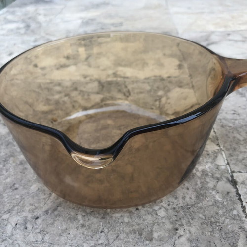 Vision Corning glass cookware 1.5L like new