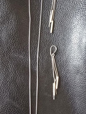Silver necklace and earrings set like new